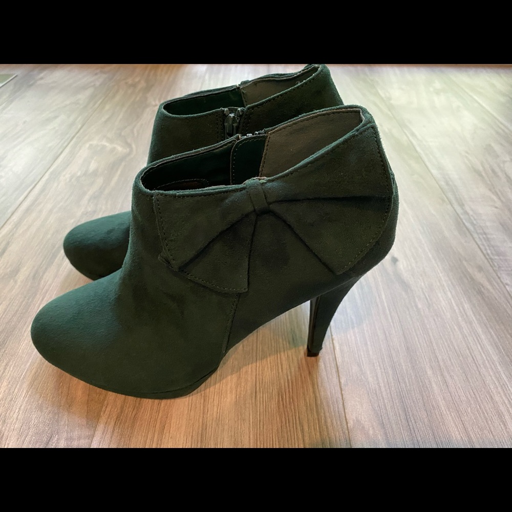 Impo Women’s Juniper Green High Heel Ankle Boot 8